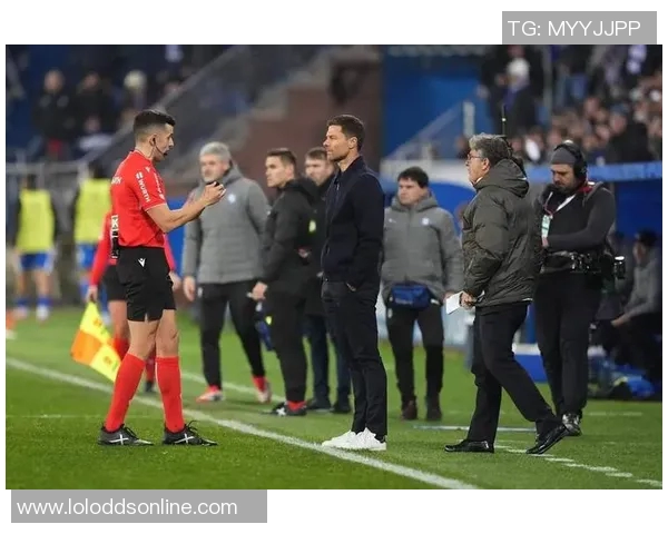 德甲激战马竞大胜里昂补时进球引发争议判罚全场沸腾